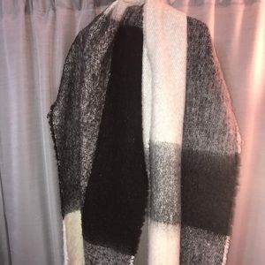 Blanket scarf